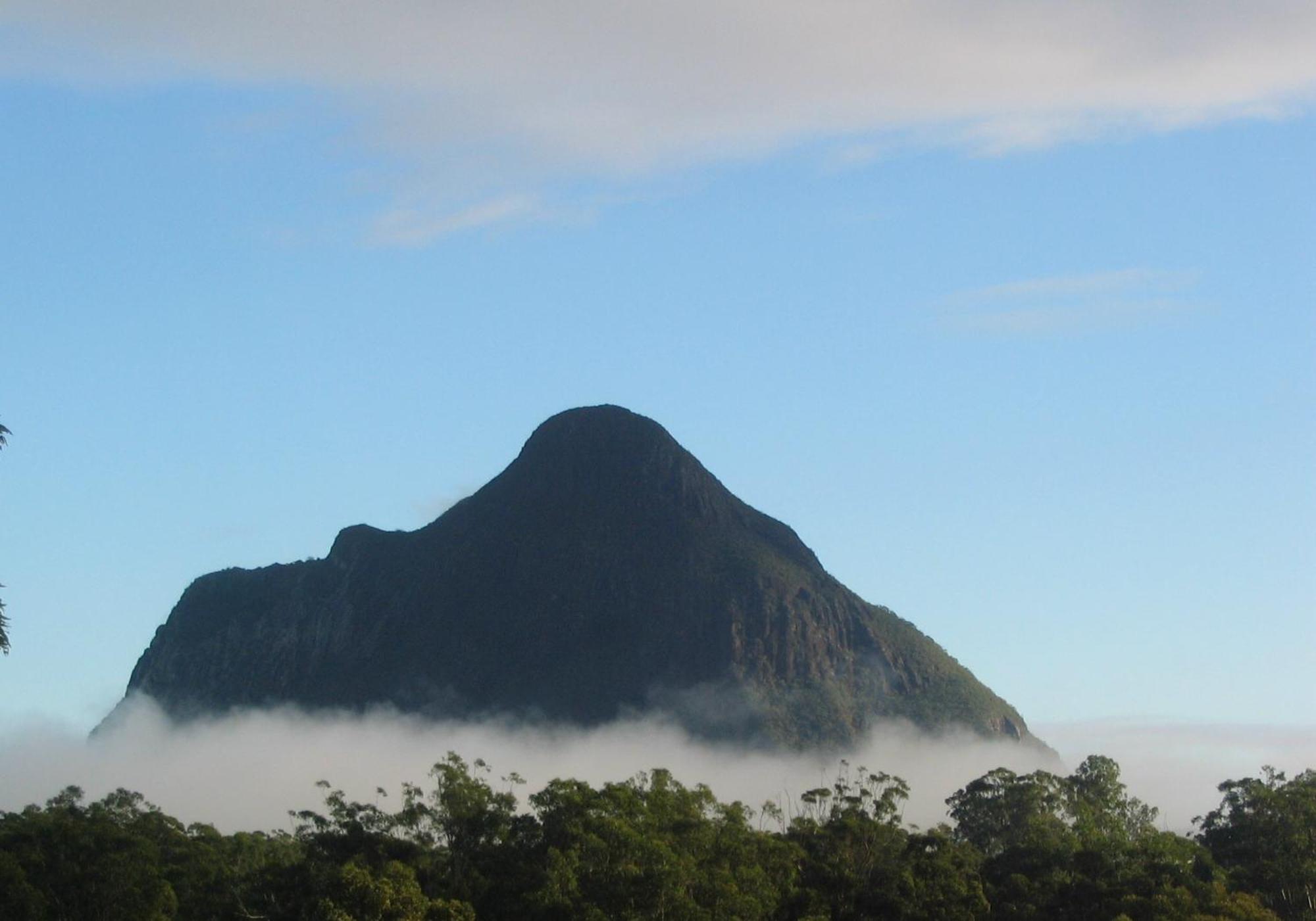 Glass On Glasshouse Glass House Mountains Eksteriør billede