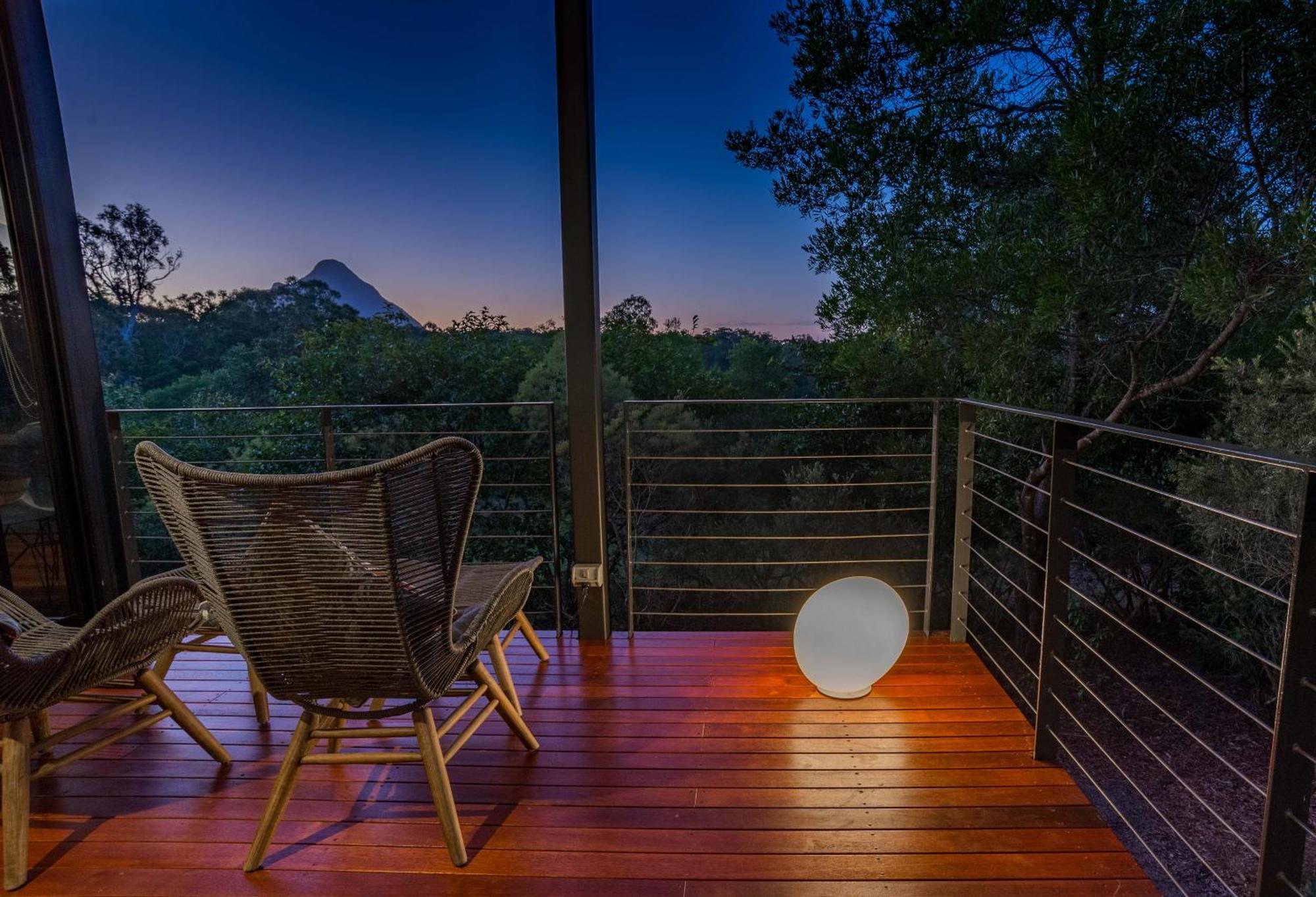 Glass On Glasshouse Glass House Mountains Eksteriør billede